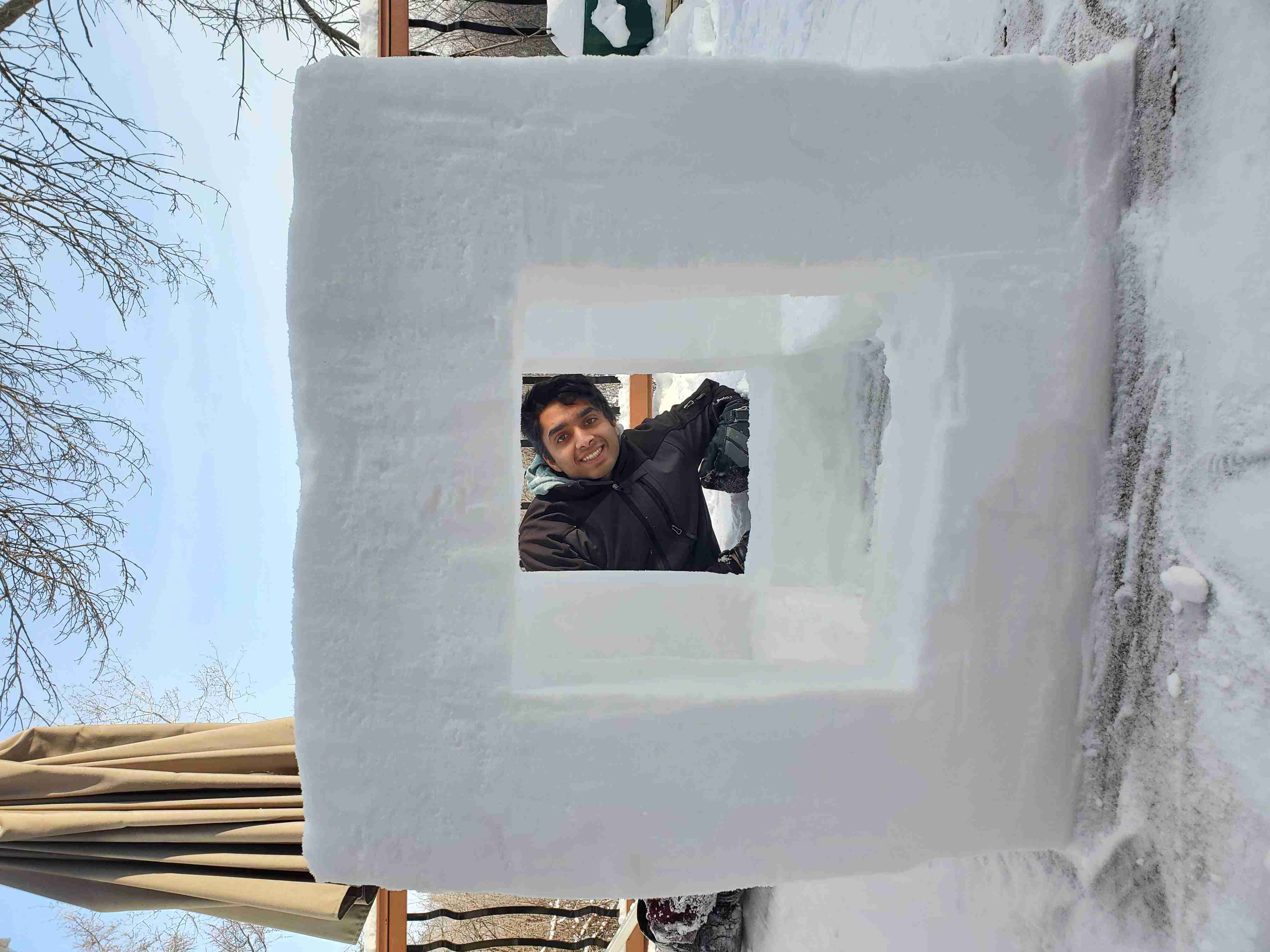 Me through the hollow cube