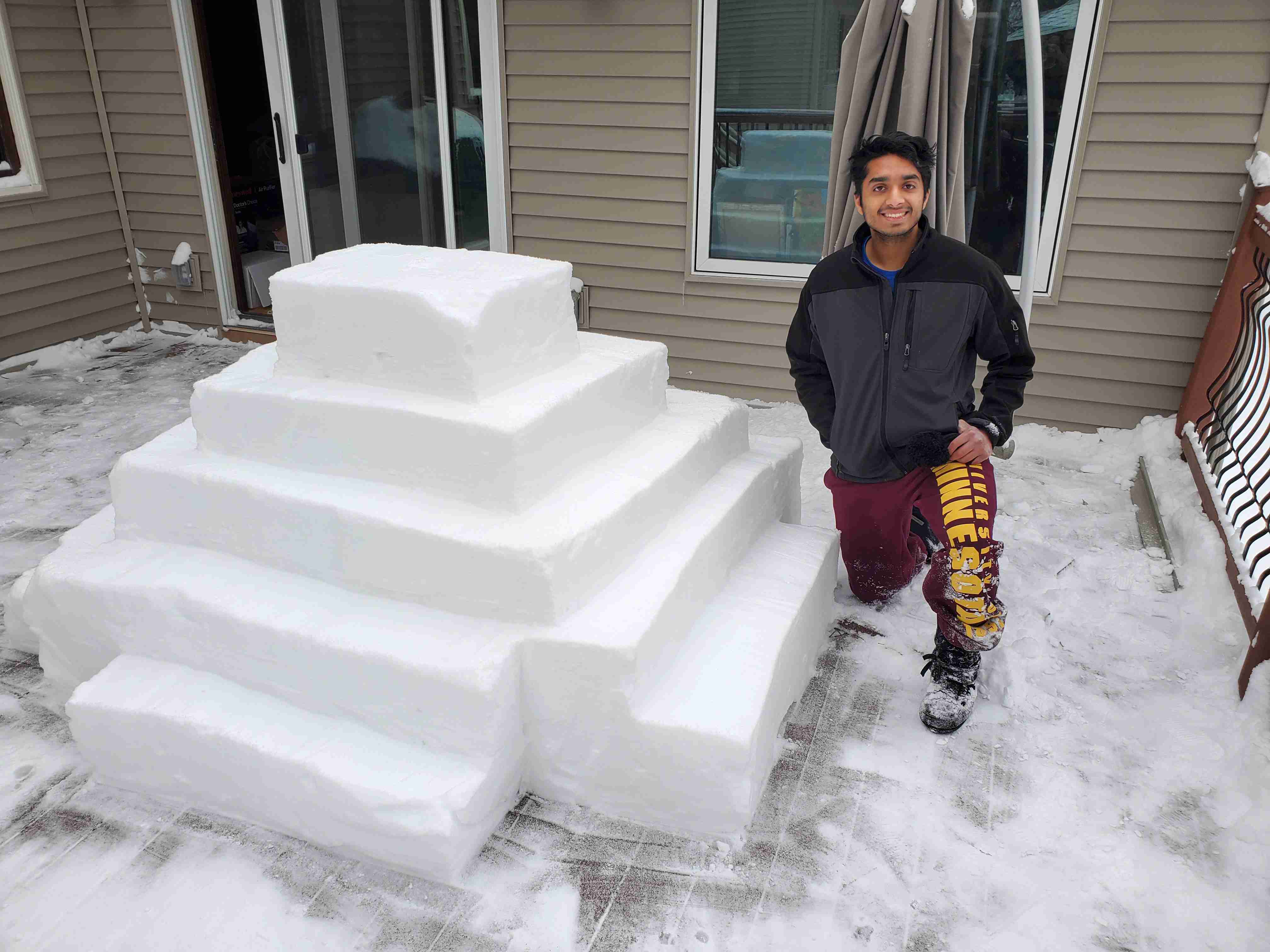 Snow pyramid